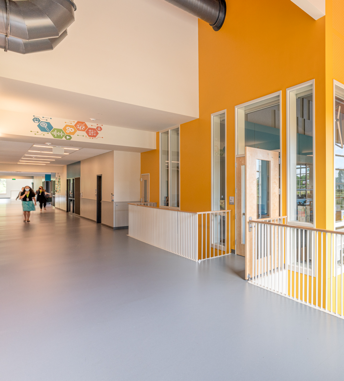 Pioneer Elementary School, interior - TCF Architecture